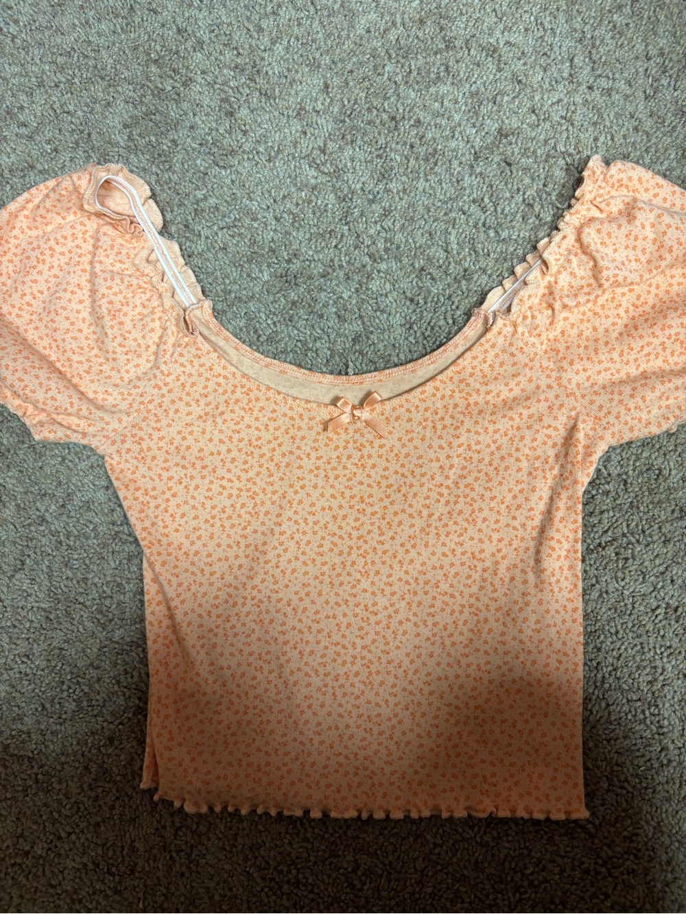 American Eagle Outfitters Peach Floral Puff-Sleeve Crop Top